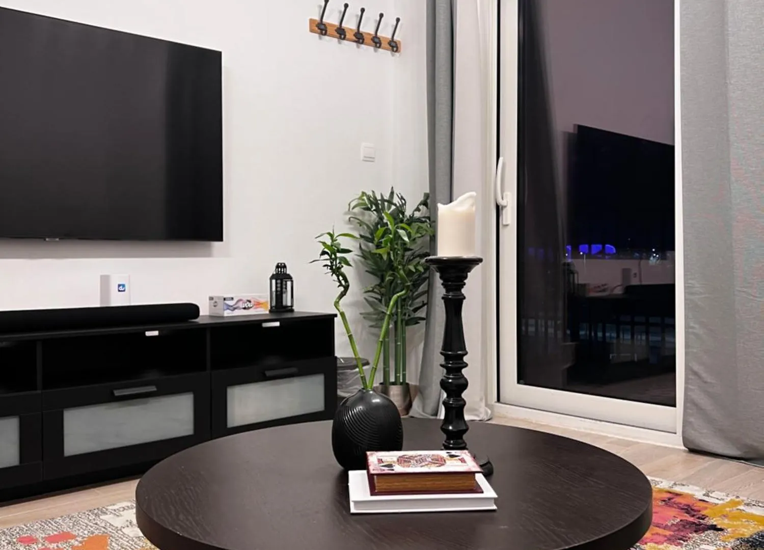 Luxurious Apartment 1Br Stay Steps To Ferrari & Warner Bros Yas Mall