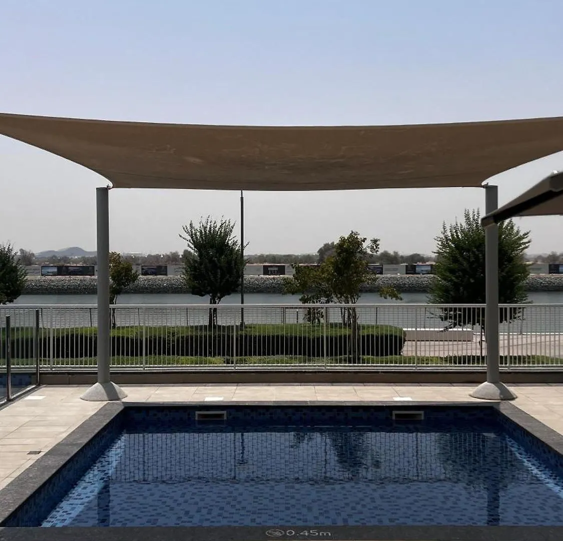 Luxurious Apartment 1Br Stay Steps To Ferrari & Warner Bros Yas Mall 0*, Abou Dabi